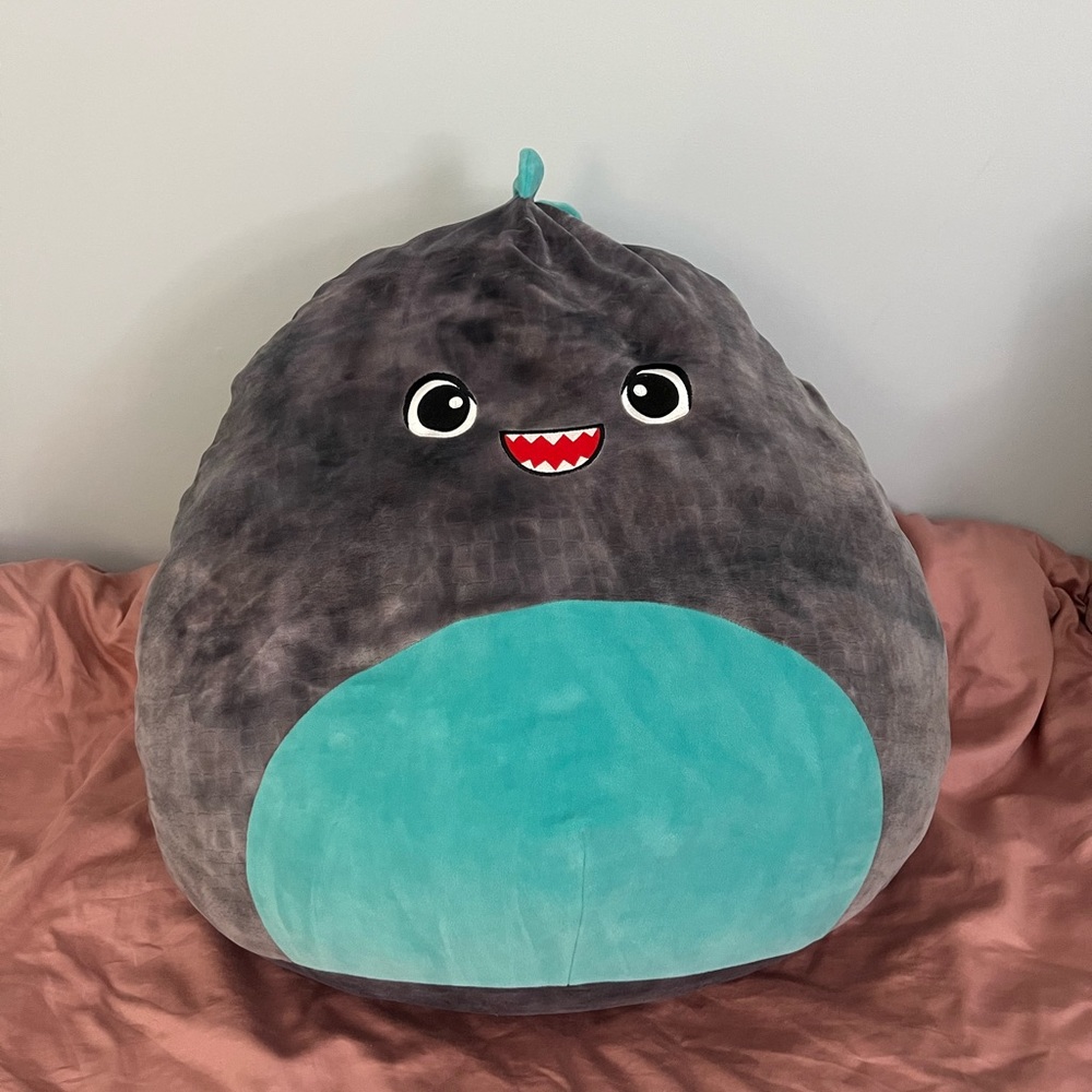 Squishmallows Chuey 24”